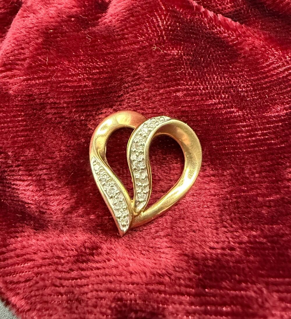 10K Yellow Gold Open Heart Omega Slide Pendant .13ct Diamonds .81" x .76" 2.70g
